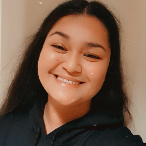 Meet your Posher, Reniah kamren - Picture 3 of 4